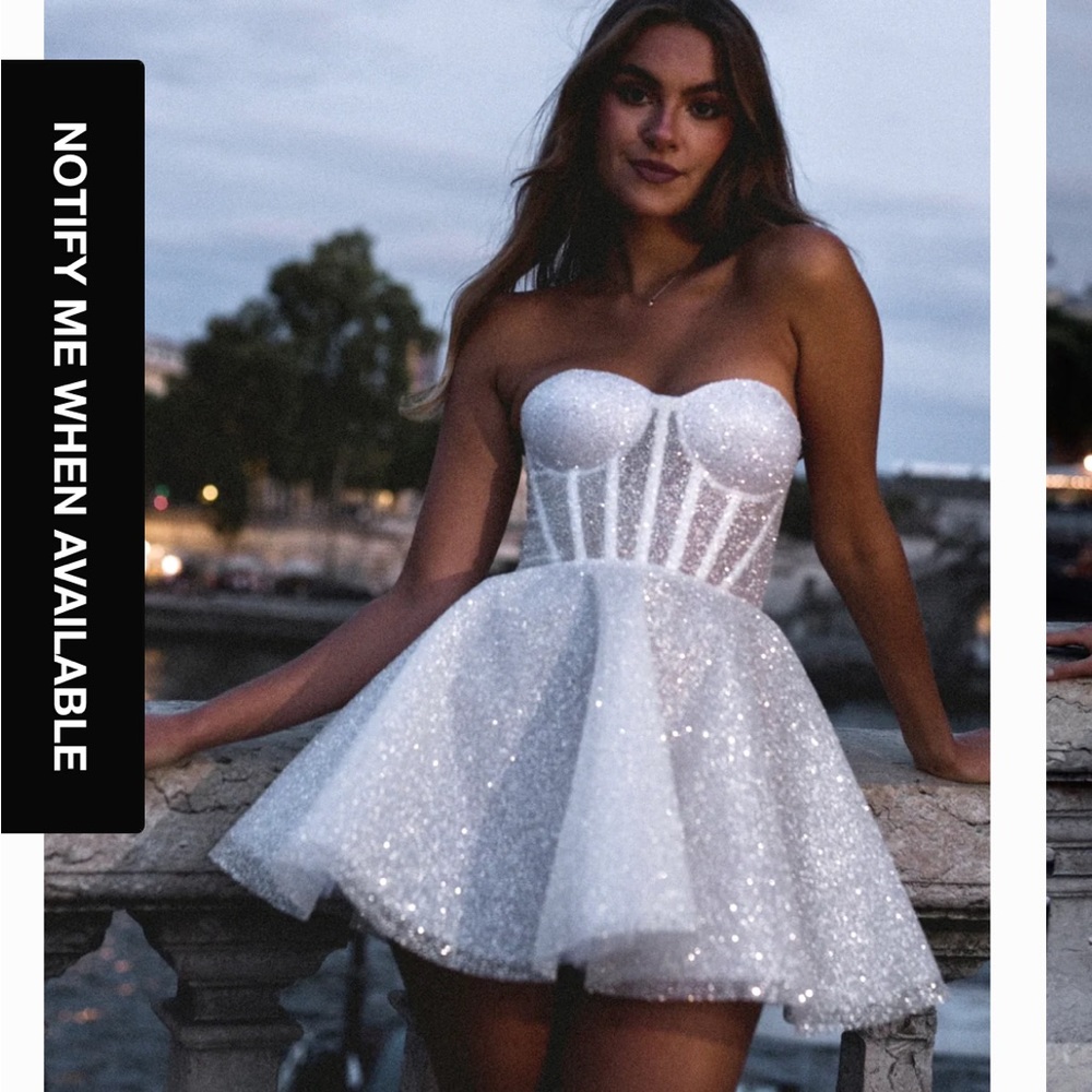 Elegant White Strapless Wedding Dress